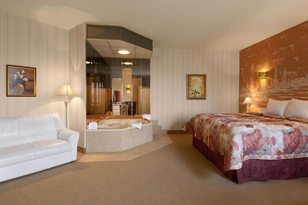 Days By Wyndham Ste. Helene-de-bagot Hotel